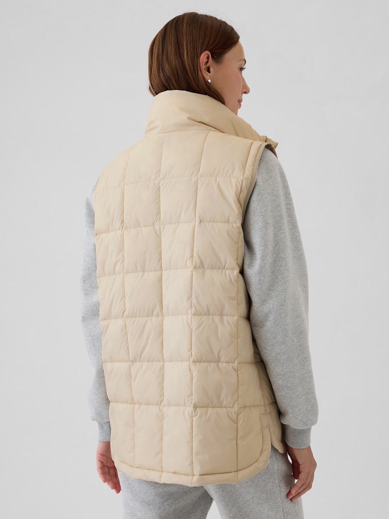 Minimalist insulated puffer vest