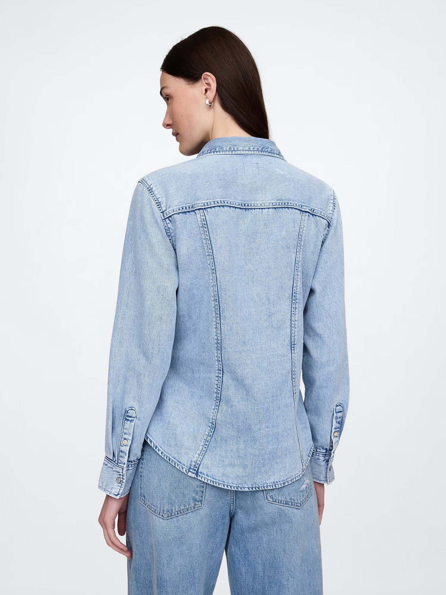 Elegant denim jacket
