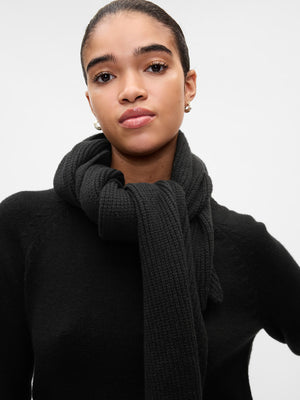 Knit winter scarf