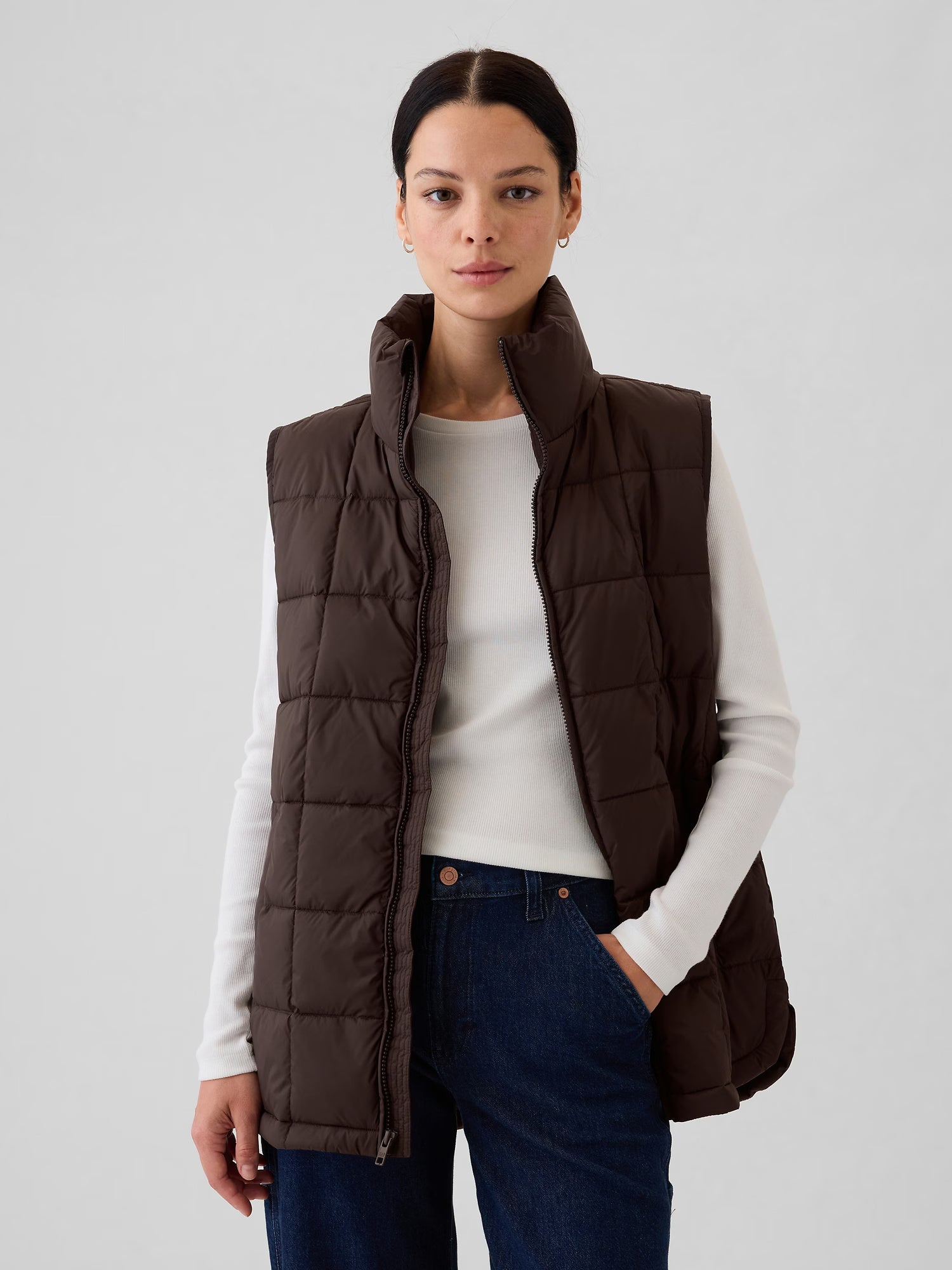 Minimalist insulated puffer vest