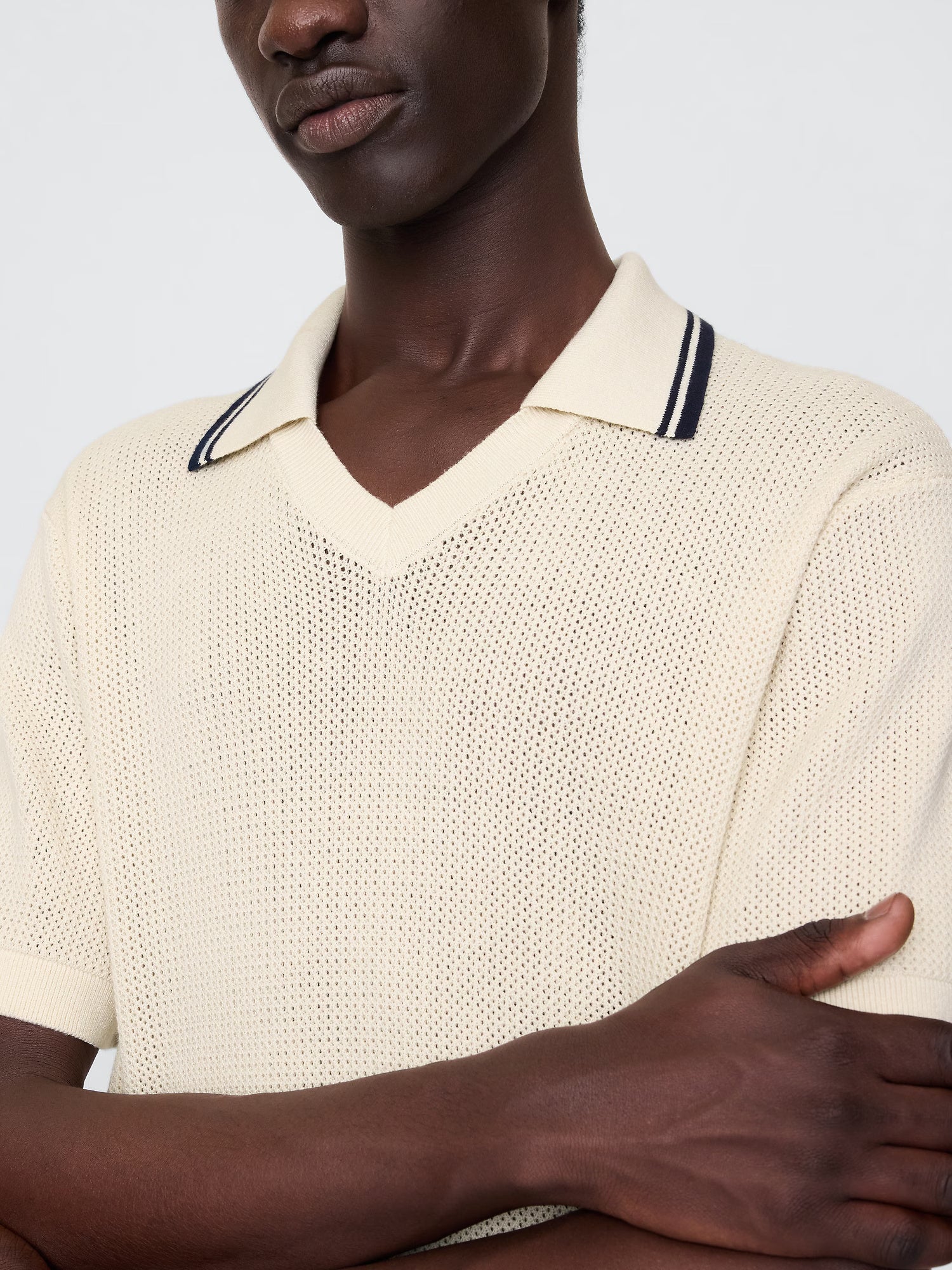 Modern short sleeve polo shirt