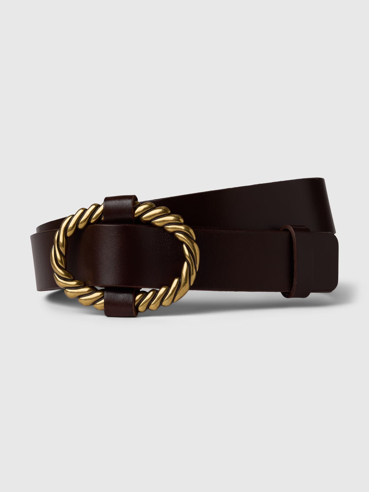 Oval leather belt