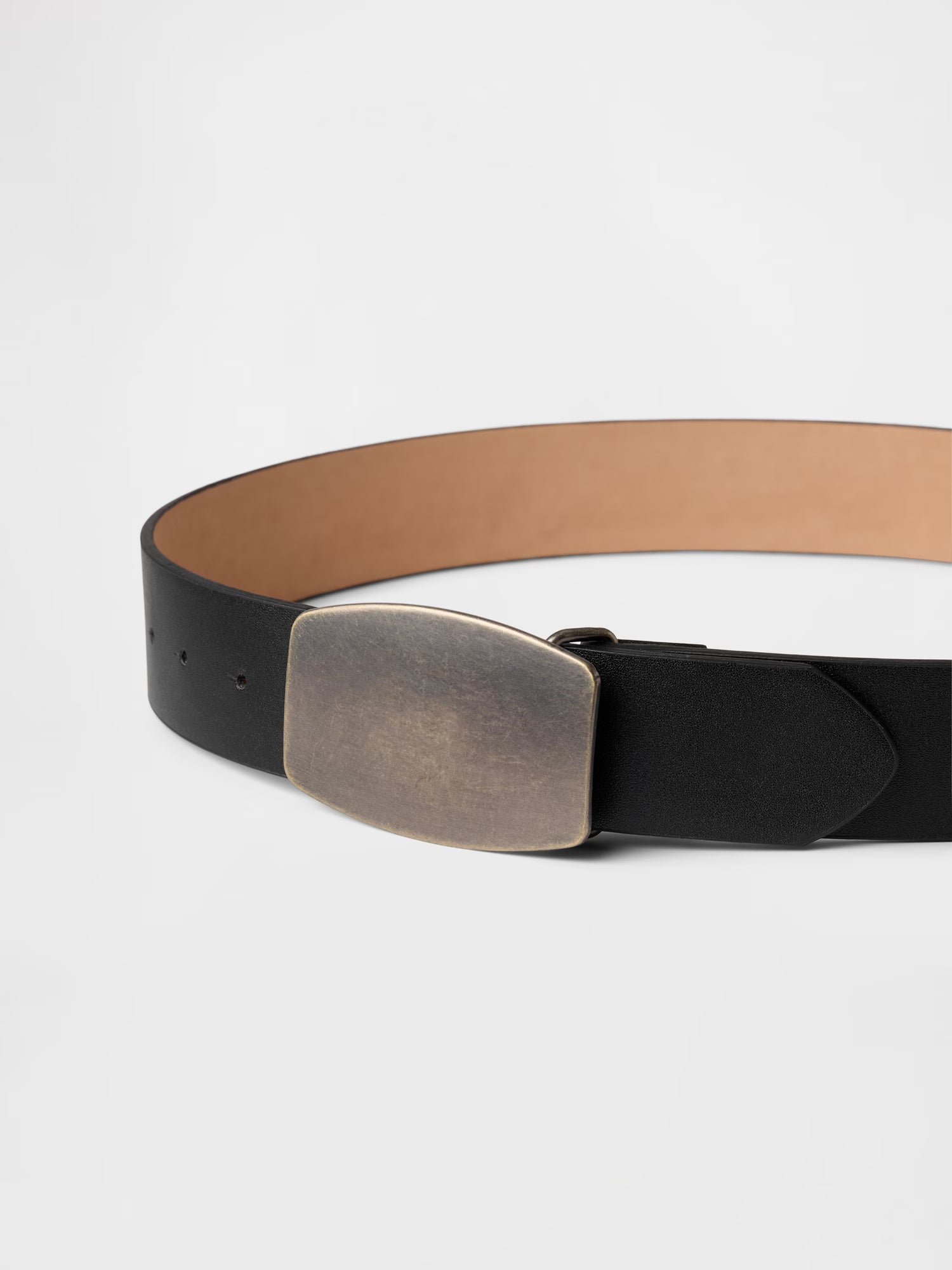 Vegan flat buckle belt
