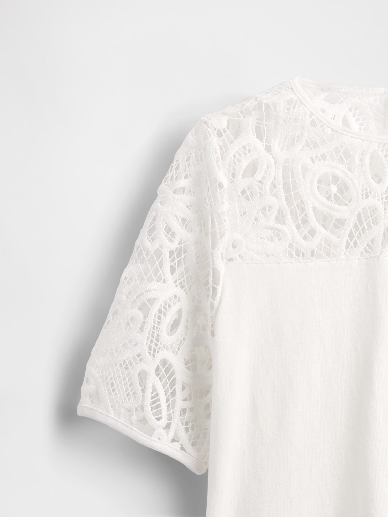 Vintage white floral lace top